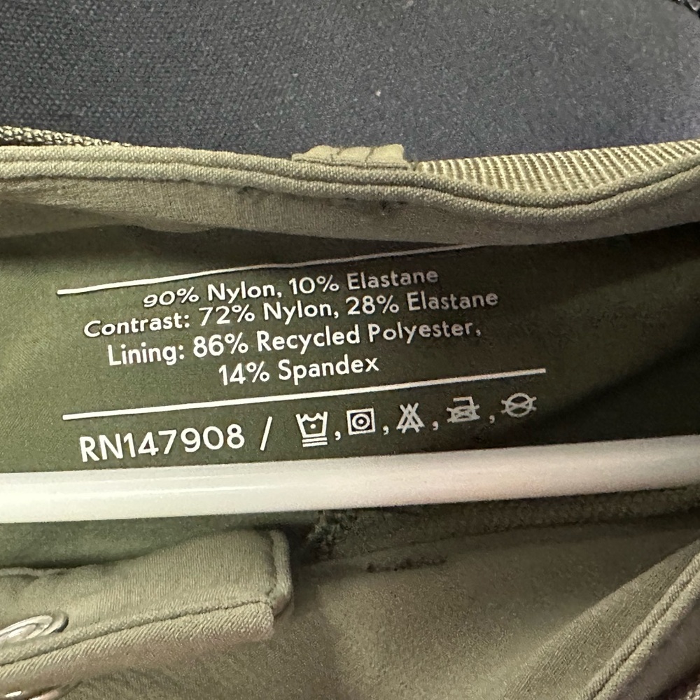 NWT Outdoor Voices RecTrek Zip-Off Pant in Tea‎ Tree/Calcite/Milk Stone Small - Picture 8 of 10